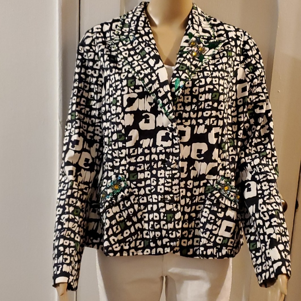 LAPIS BLACK/WHITE/GREEN JACKET GEOMETRIC PRINT green sequin/beaded trim Size L